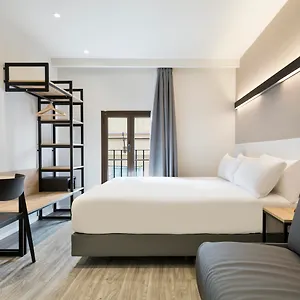 vizitați hotelul